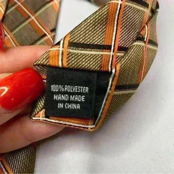 NWT Platinum Designs Men’s Tie. Orange and Brown. 100% Polyester. - Picture 4 of 5
